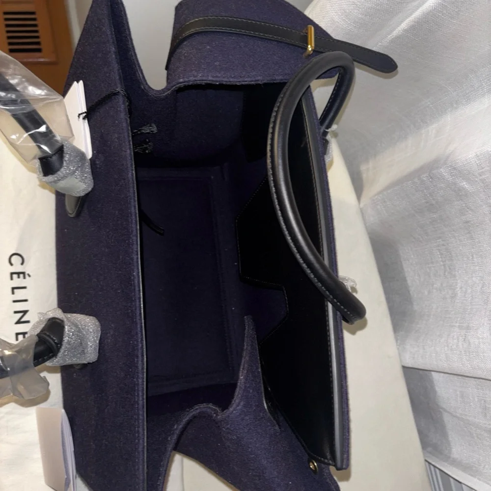 Celine Black and Navy wool and leather Bag - Picture 4 of 14